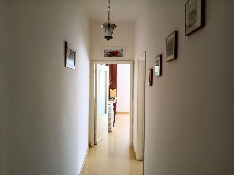 Fountains' Square Appartement Formia Buitenkant foto